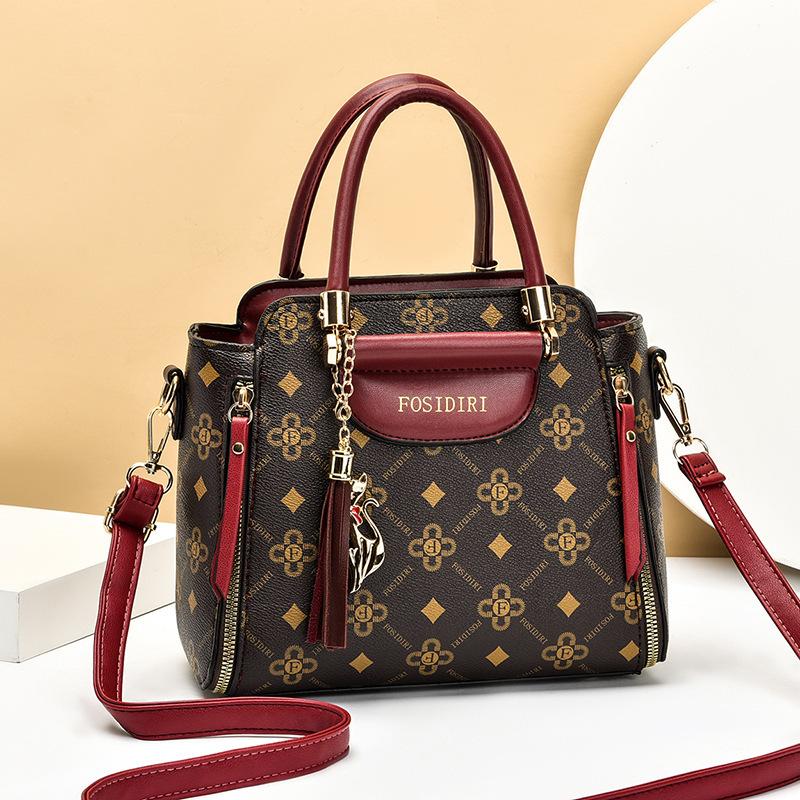 Sac à épaule femme élégant d'inspiration luxe